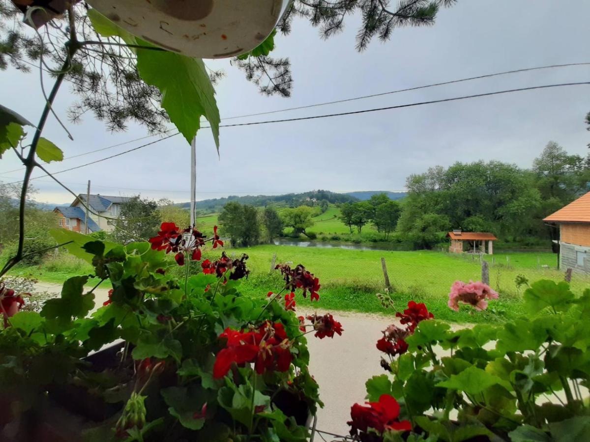 Guest House Sobic Sipovo Buitenkant foto