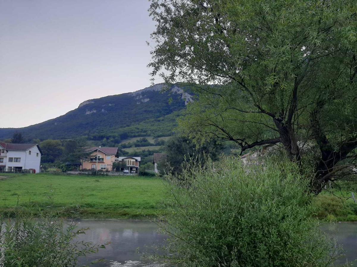 Guest House Sobic Sipovo Buitenkant foto