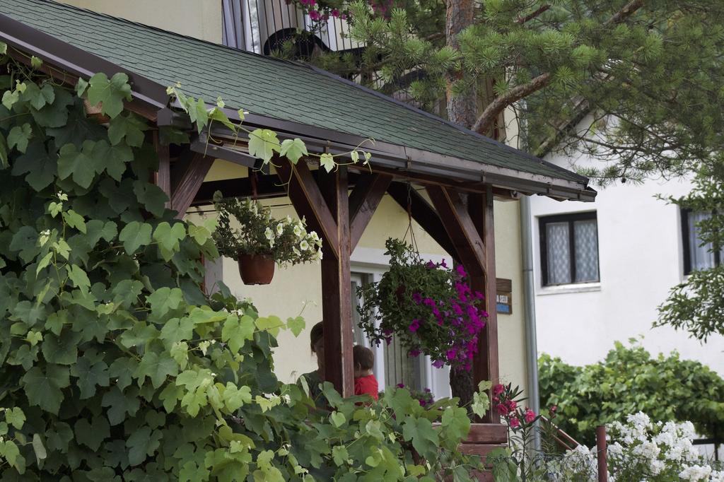 Guest House Sobic Sipovo Buitenkant foto