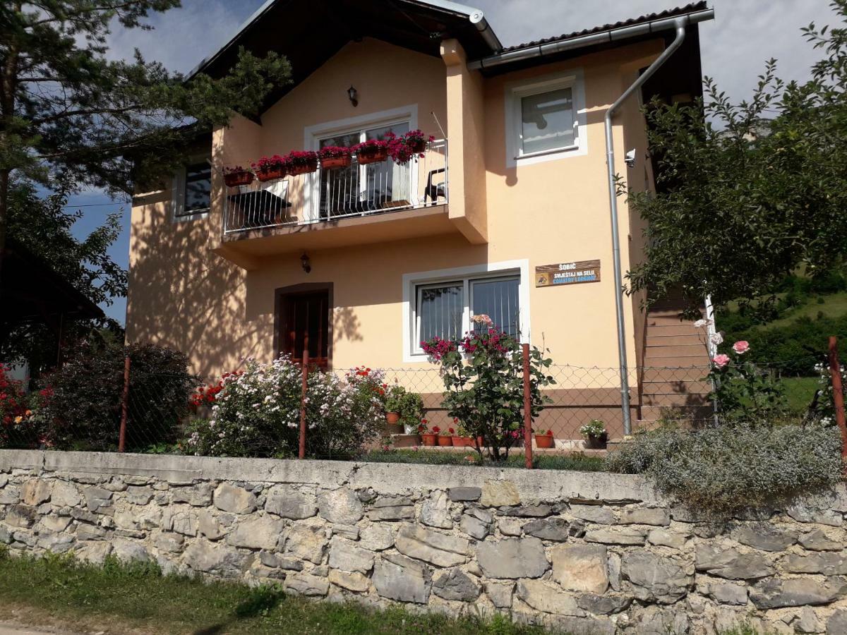 Guest House Sobic Sipovo Buitenkant foto
